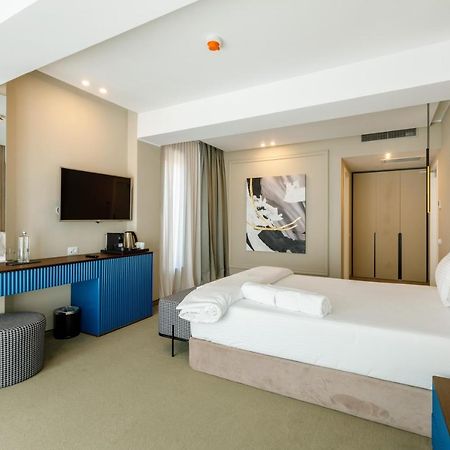 Onal Boutique Hotelier Mamaia Esterno foto