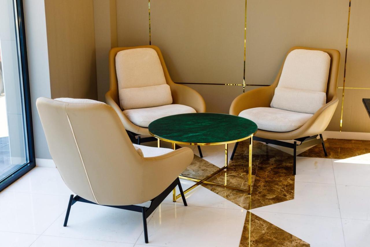 Onal Boutique Hotelier Mamaia Esterno foto