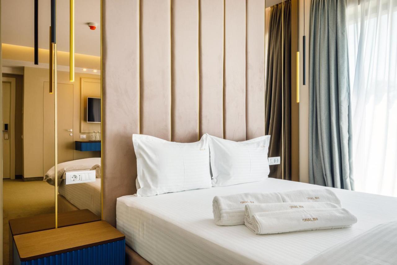 Onal Boutique Hotelier Mamaia Esterno foto
