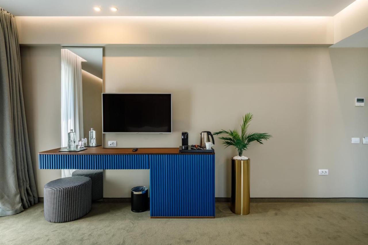 Onal Boutique Hotelier Mamaia Esterno foto